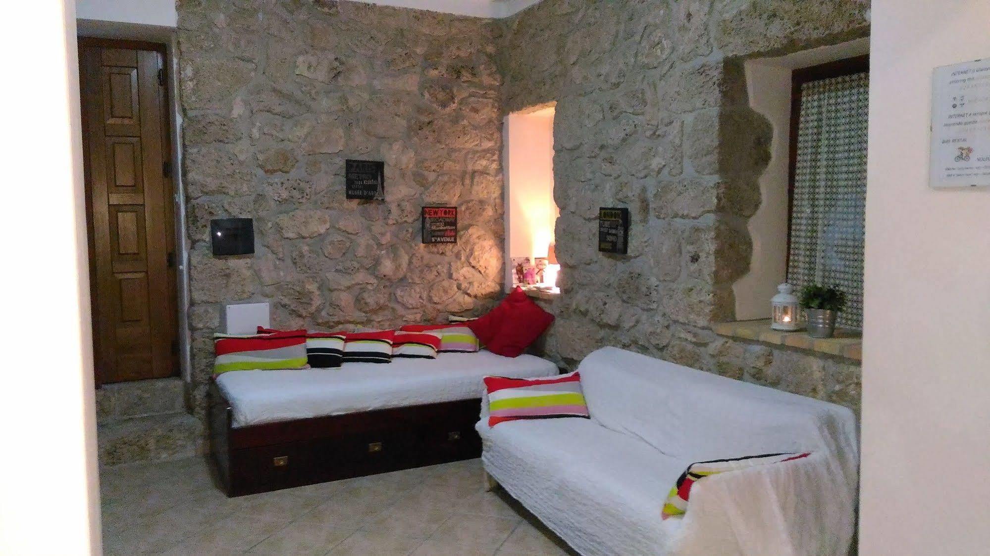 Le Pietre Ricce B&B Roccamontepiano Exterior photo