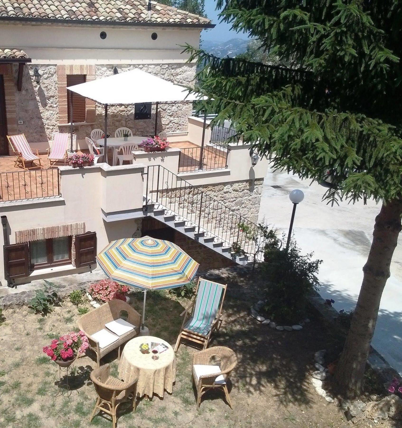 Le Pietre Ricce B&B Roccamontepiano Exterior photo